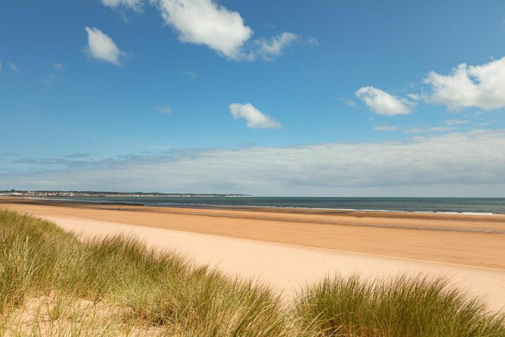 North Beach House - 3 Bedroom Fully Equipped Spacious House Perfect For Family Getaways In Bridlington Exterior foto